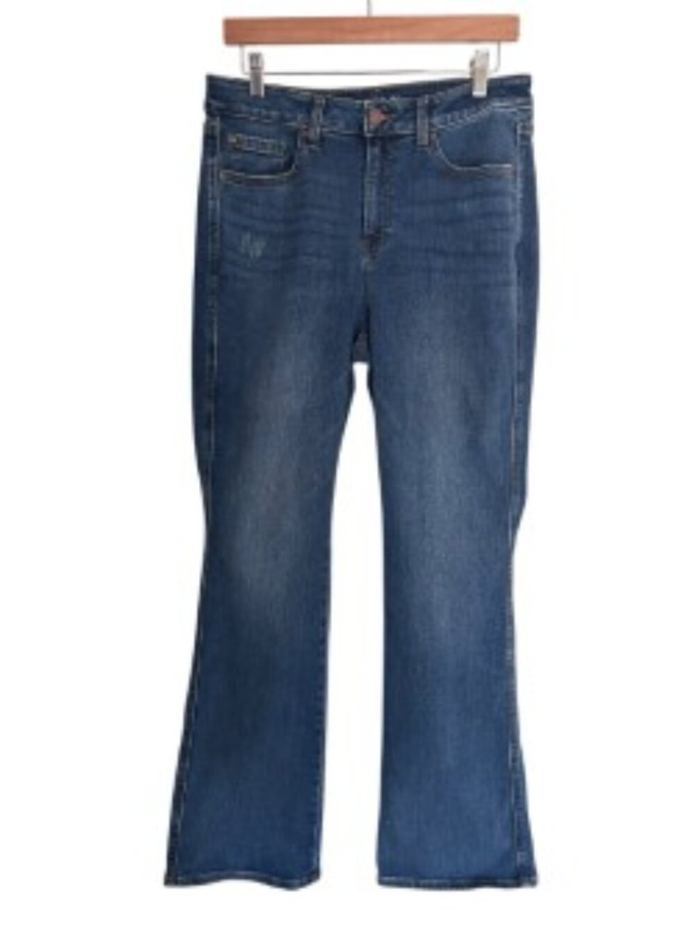 Chico's Define Me Flare Jeans 8